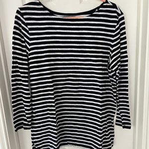 Old Navy long sleeve shirt